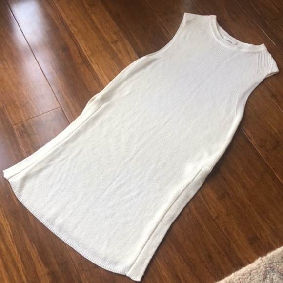 Aritzia Wilfred Palmier Sleeveless sweater Birch/c - Picture 3 of 6